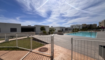 Resa Estates Ibiza apartment for sale te koop zeezicht sea views Cala gracio community area.jpeg